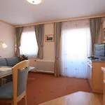 Hotel Biyou Ecoquartier In Den Bergen Schladming