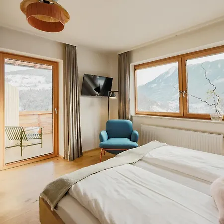 Готель Biyou Ecoquartier In Den Bergen