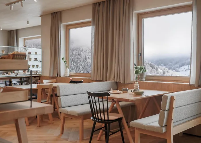 Готель Biyou Ecoquartier In Den Bergen